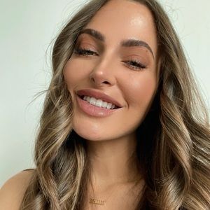 Meet your Posher, May